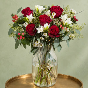 Christmas Rose & Freesia